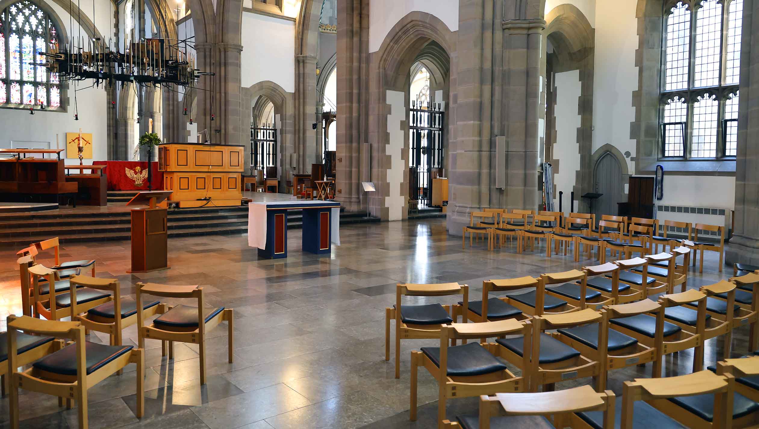 parish-eucharist-north-transept-sunday
