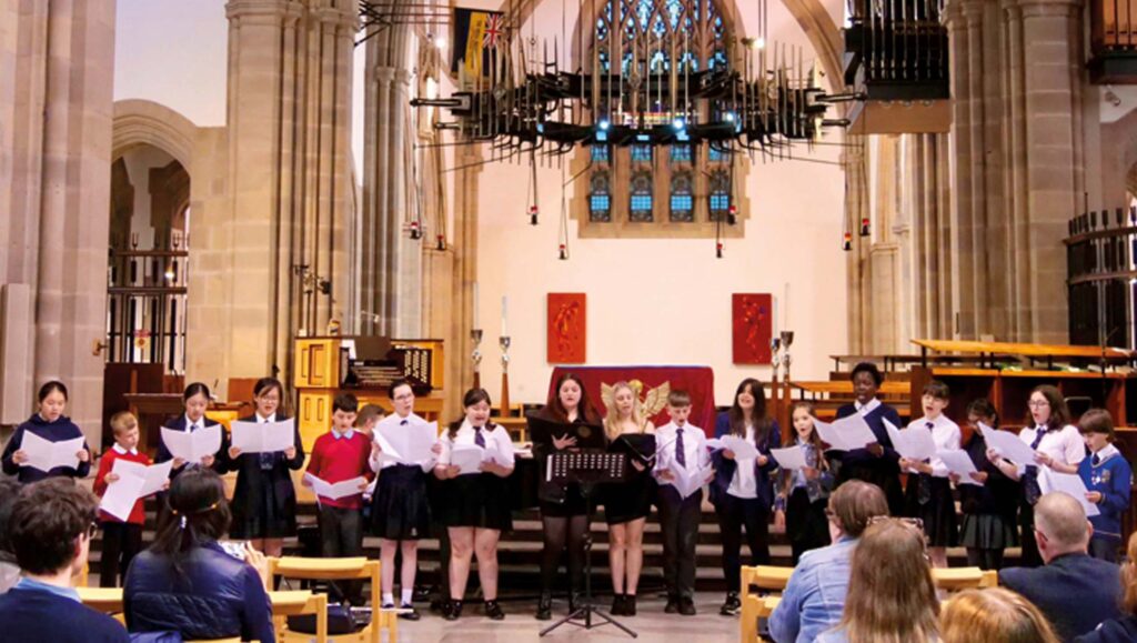 the-cathedral-choristers-entertain-2025