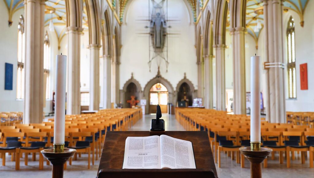 cover-to-cover-bible-reading-tyndale-500-blackburn-cathedral